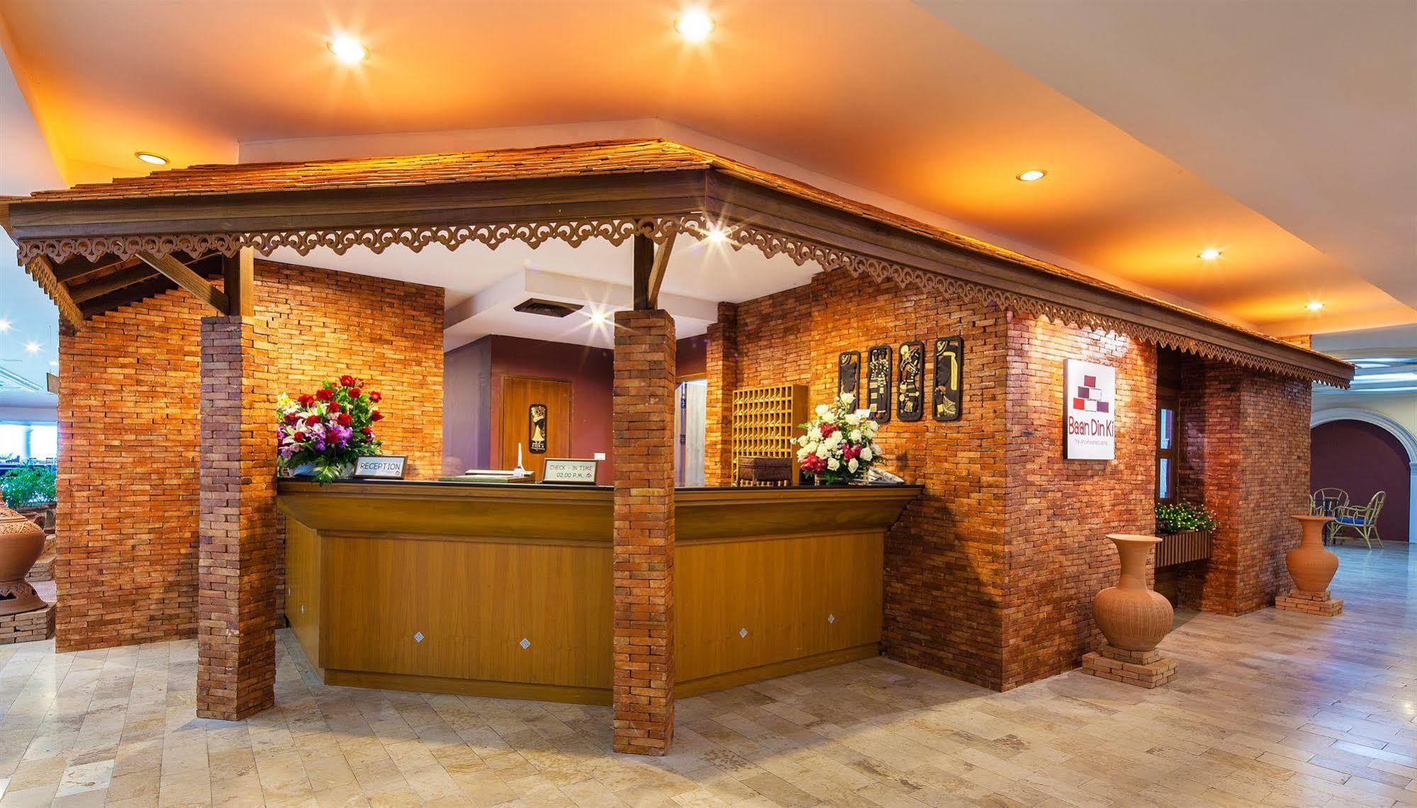 Hotel Baan Din Ki à Chiang Mai Extérieur photo