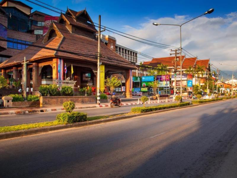 Hotel Baan Din Ki à Chiang Mai Extérieur photo